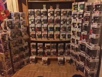 100 pop figures