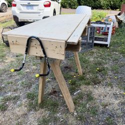 Sawhorse Workbench 