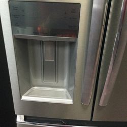 Frigidaire refrigerator 26.3 cu ft French Door Model#GRMS2773AF