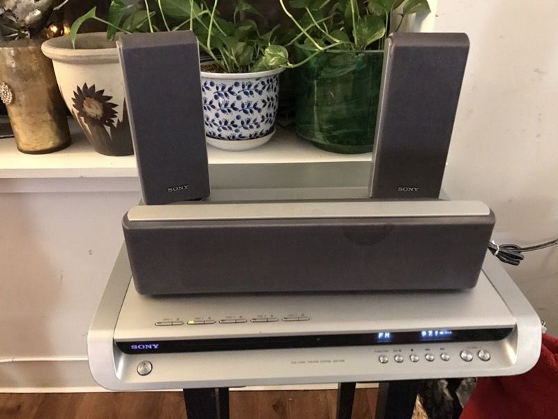 Sony Dav-fr8 Dvd 5.1 Home Theatre Dream System / S-master Digital Amplifier
