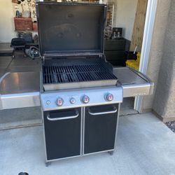 WEBER  LARGE GENESIS GAS GRILL W/SEAR STATION SIDE BURNER.  WITH COVER  NEW COST FOR $1,200.oo ONLY ASKING $350.oo  