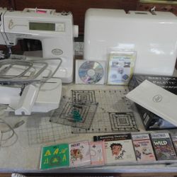 Baby Lock Ellure model ESL with case and accessories.