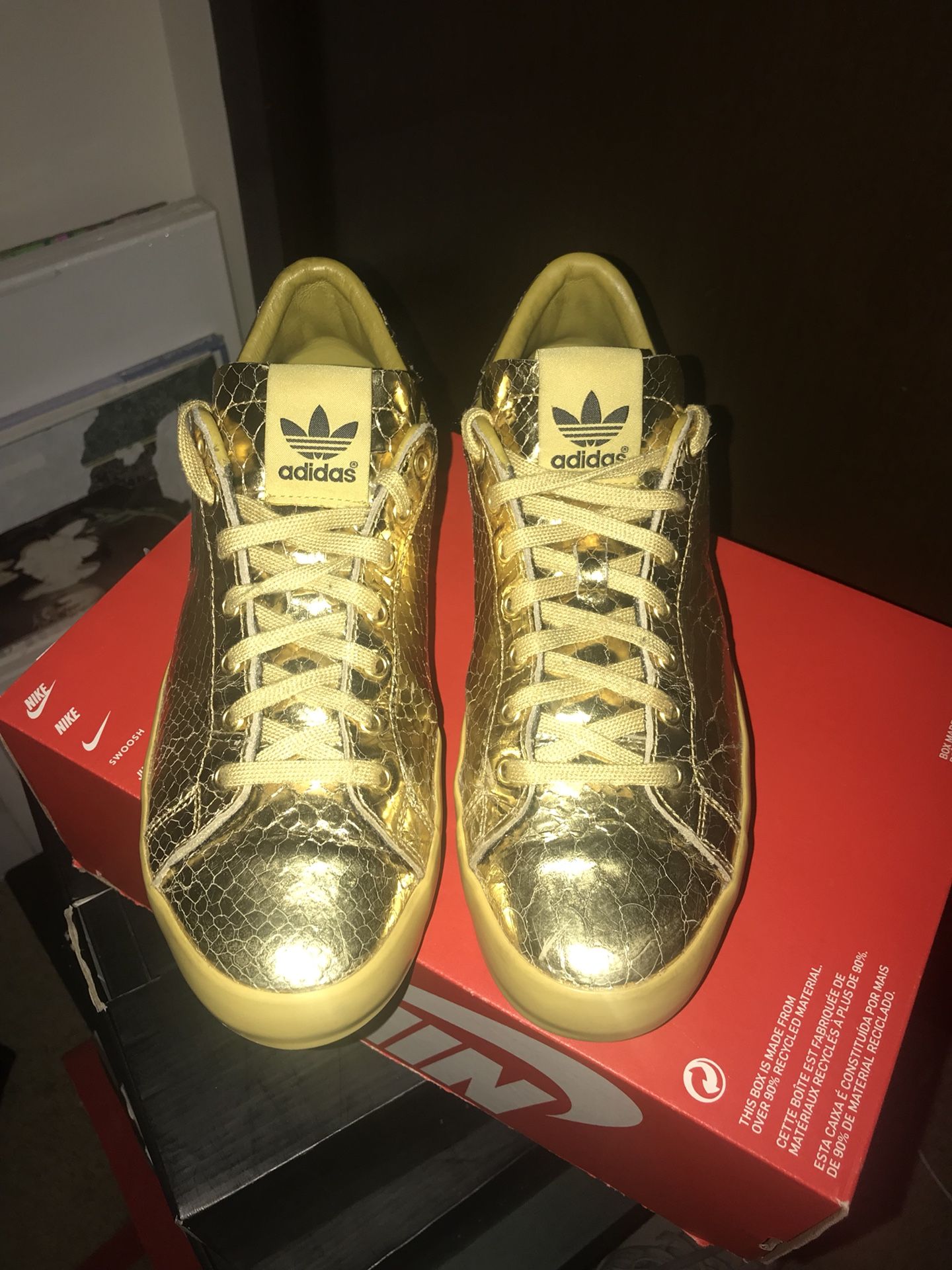 Jermey Scott x Adidas Golden Rod Lavers. 10.5