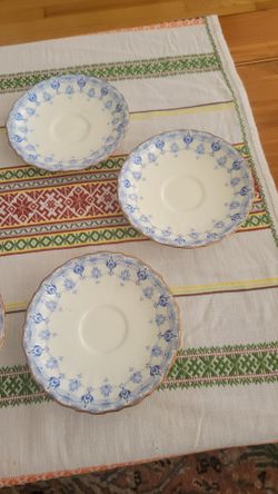 Vintage Minton Buillion/Cream Cups and 5 Saucers
