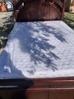 Solid Wood Bed Full Size 
