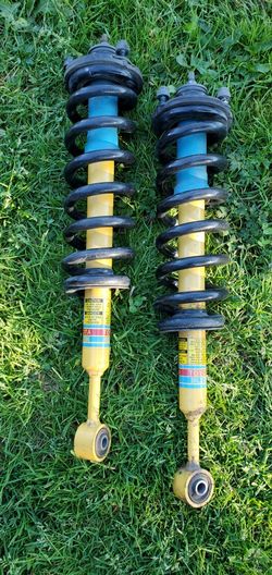 2011 Trd Sport Tacoma Front Struts