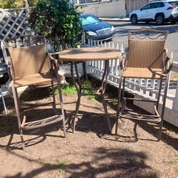 BAR PATIO SET