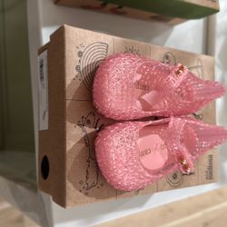 Mini Melissa size 5