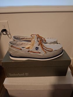 NEW MEN'S BOAT SHOES