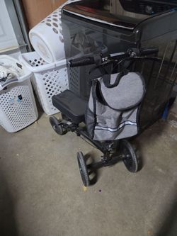 Knee scooter