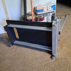 Marshalltown 24in Cutting Board 