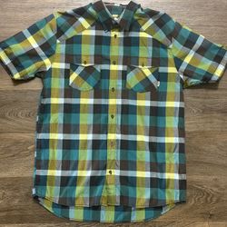 (XL) Vans Short Sleeve Flannel Print Button Up