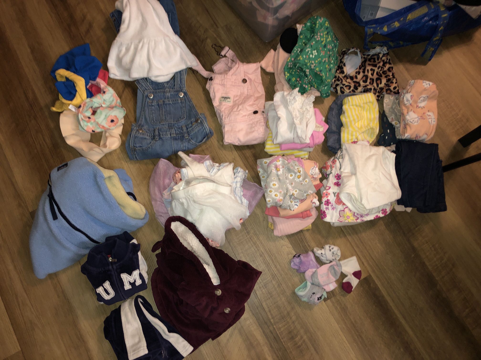 Bundle Of Baby Girls Clothes 6-12 Months 