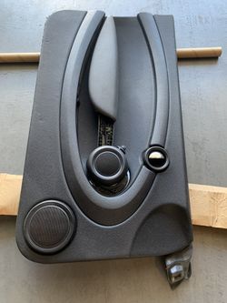 2007-13 Mini Cooper driver door panel