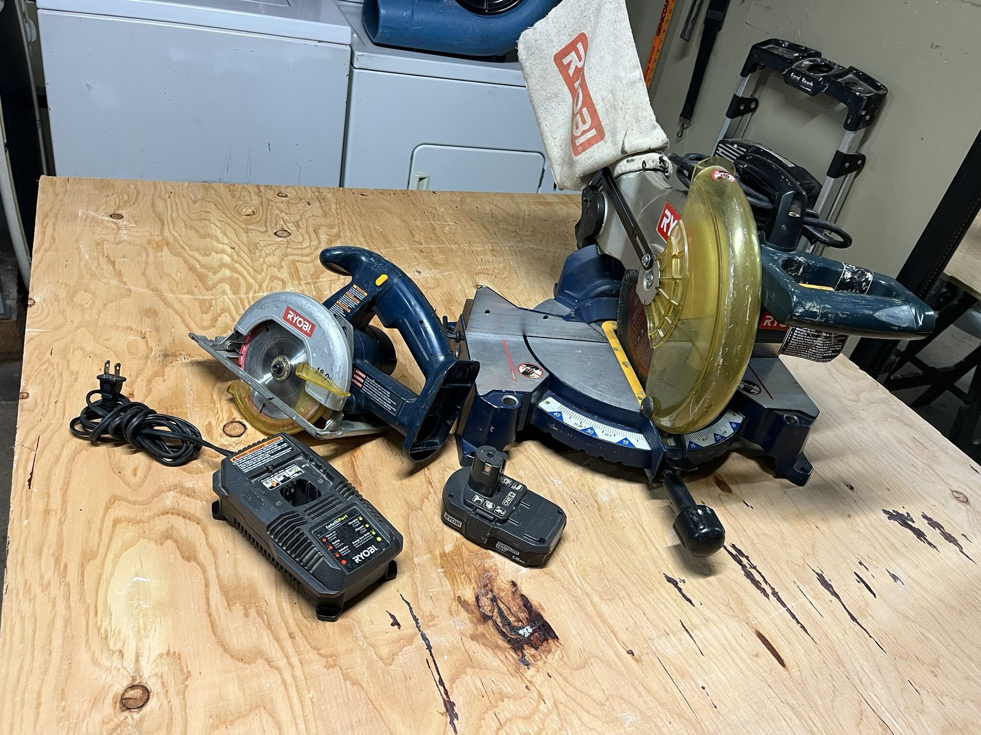 Ryobi Miter Saw & Circulator Saw Set