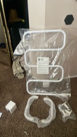 Heated towel rack