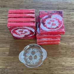 Brand New Sweet Dessert / Fruit Plates Set