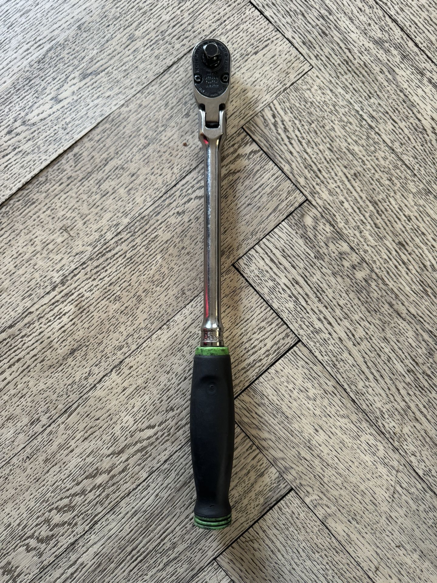 Snap On Fhlf80a 3/8” Flex Head Soft Grip Ratchet