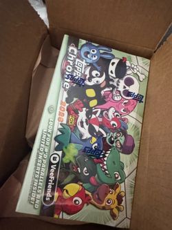 New 2026 Topps Chrome® VeeFriends - Hobby Box