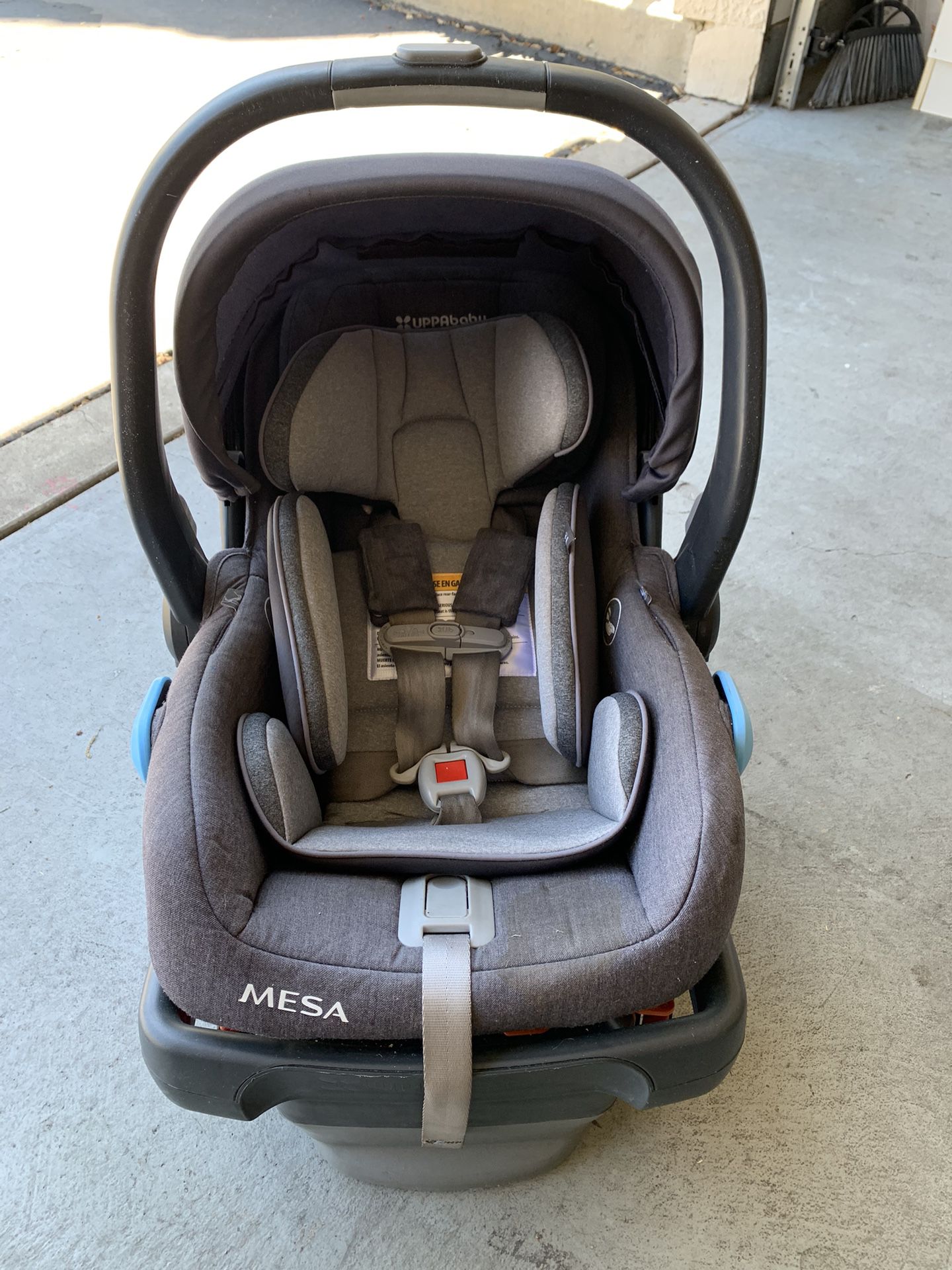 Uppababy Mesa Infant Car Seat- Gray