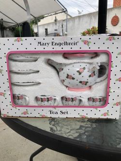 Mary Engelbreit tea set