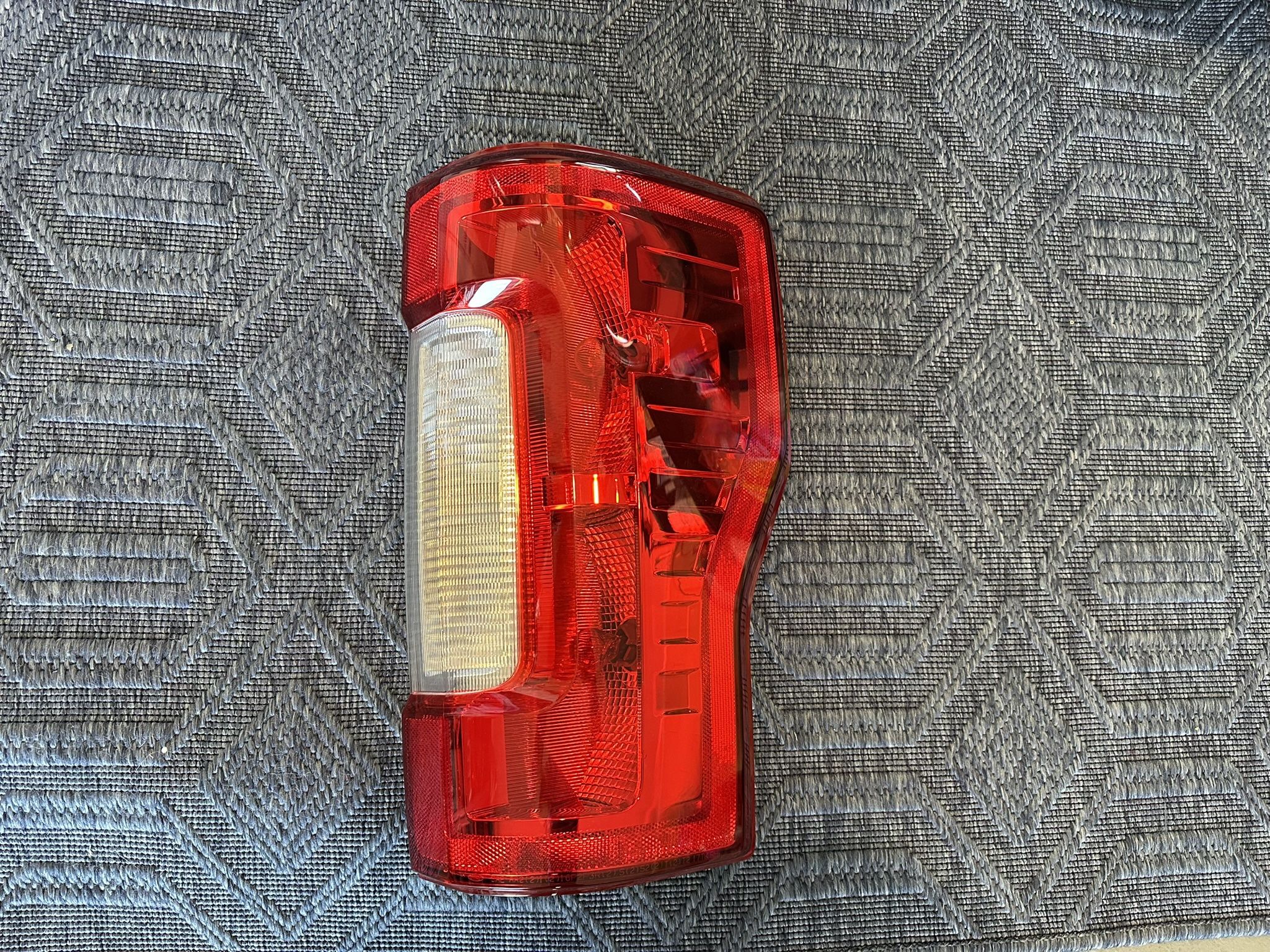 Ford F-250 Tail Light 2017-2019, Ford F-350 Tailight, OEM ORIGINAL FORD PART, passenger side 
