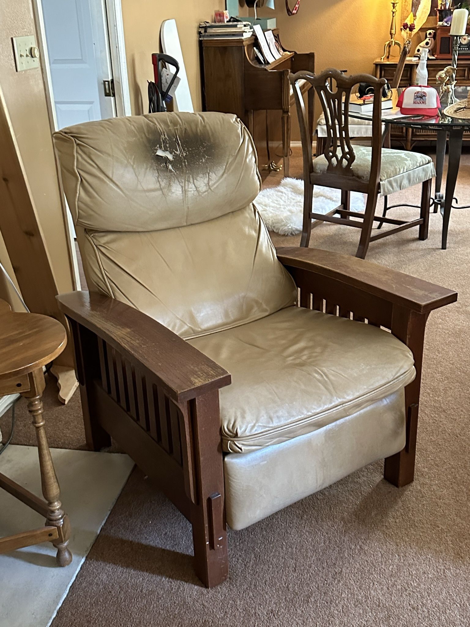 Matching Pair, Flexsteel Leather Mission Recliner