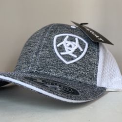 Ariat Snapback Hat 🧢 