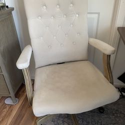 Upholstered office Chair 
