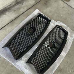 Gloss Black Grill For Q50