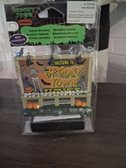 Spookytown sign never opened