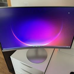 Samsung 27” Curved Monitor 1080p 60hz