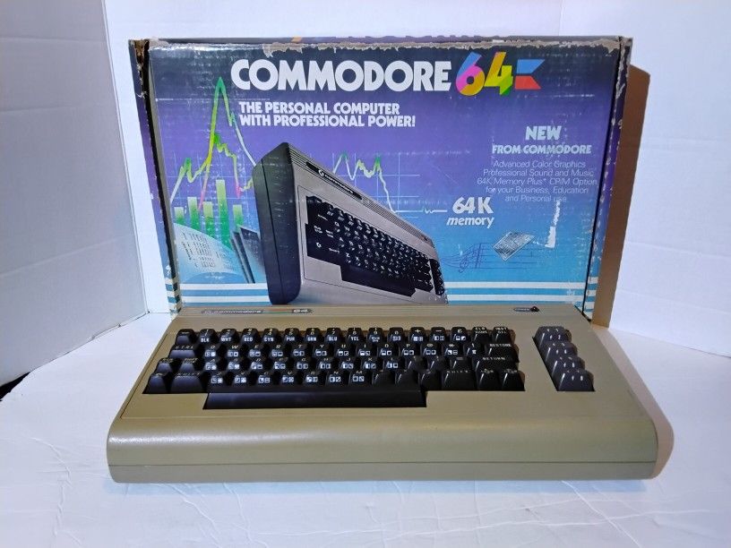 Commodore 64 C64 Computer With Box For Parts Rare Vintage Apple II Atari Era $80