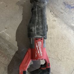 Milwaukee Super Sawsall