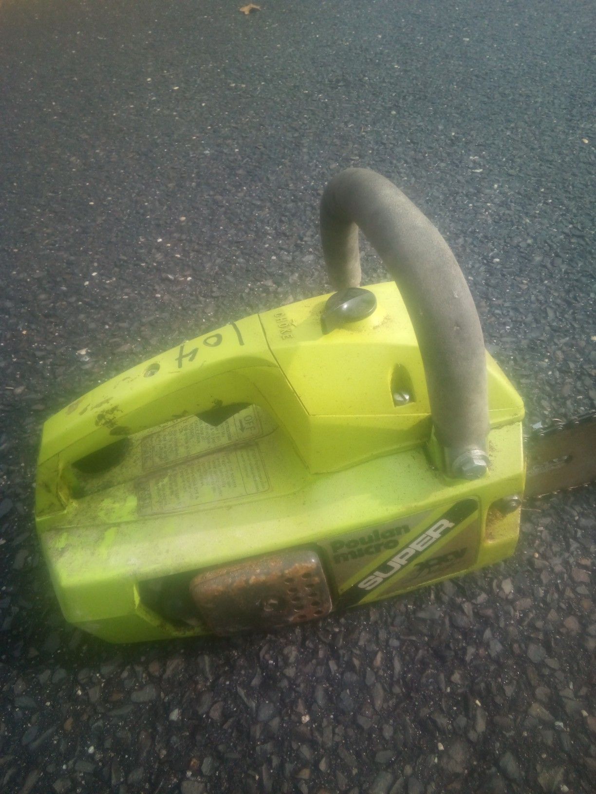 Poulan chainsaw