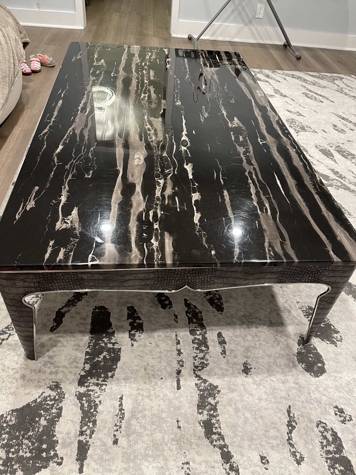 Real Marble Coffee Table Crocodile Skin Sides / Trim