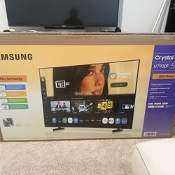 Samsung 55in TV (U7900F)