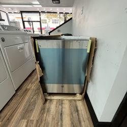 GE Stainless Steel Dishwasher 