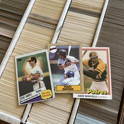 Thousands Of Baseball Cards