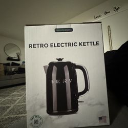 Retro Electric Kettle