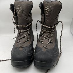 Men's 9 Columbia Bugaboot Plus III Techlite Omni-Heat Waterproof Insulated Boots