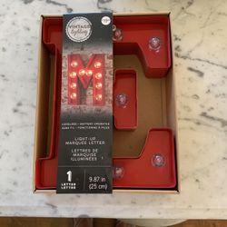 New Red Light Up Marquee Letter E and T