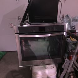 Oven/microwave Combo