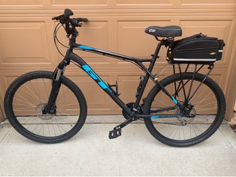 GT Aggressor Pro Mountain Bike (XL) with Lots of Extras
