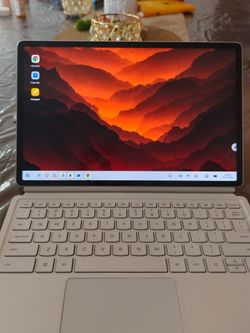 Lenovo Yoga Tab Plus with keyboard pack
