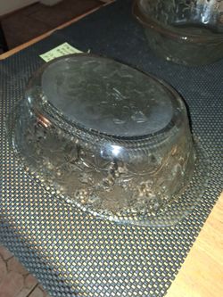 2 Princess House Fantasia bakeware items and one princess house Bowl. Selling as a bundle. All sales final.