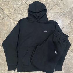 Alo Yoga Set Black (Size Small)