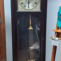 Old  1960's Dark Finish Grandfathers Clock