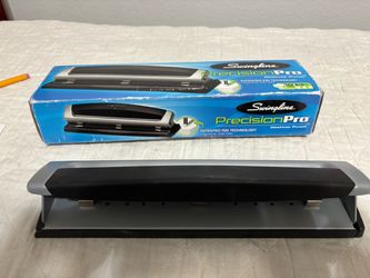 Swingline precision pro desktop punch model 74037