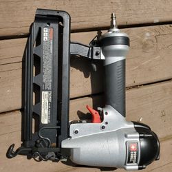 Porter Cable 16 GA. Finish Nailer 